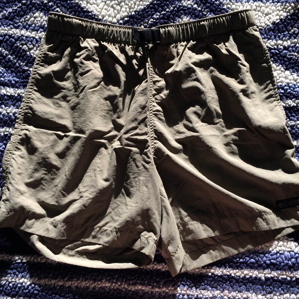 Army Green Columbia Fishing Shorts - Medium